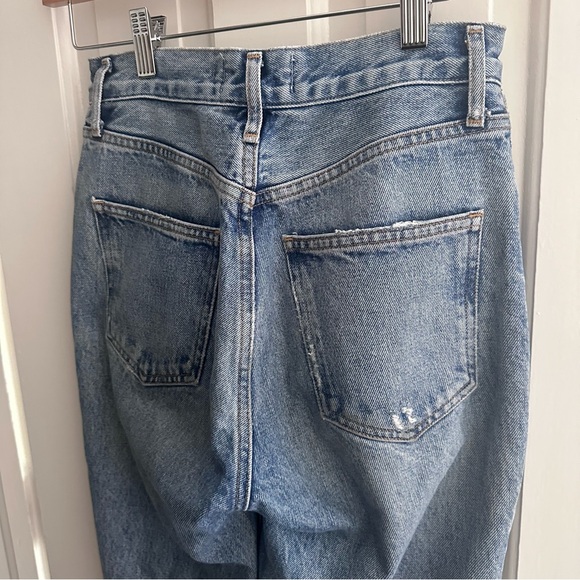 Agolde Fen High Rise Relaxed Taper Jeans in Wander 23 - Picture 12 of 14